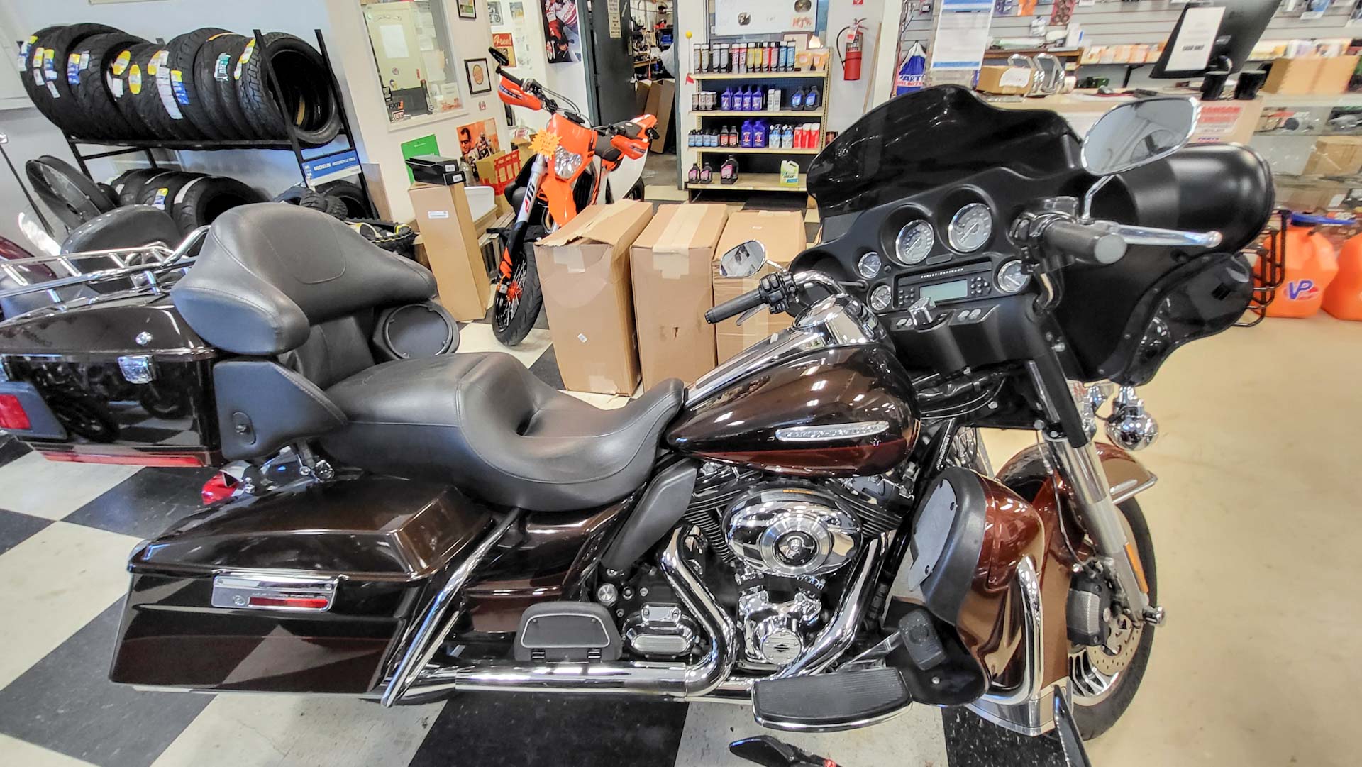 2011 Harley-Davidson Electra Glide Ultra Limited (FLHTK) 